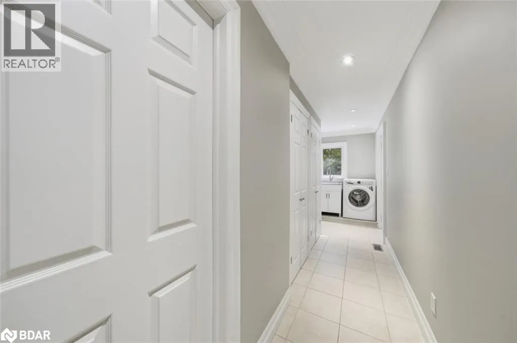 40 ALGONQUIN FOREST Drive