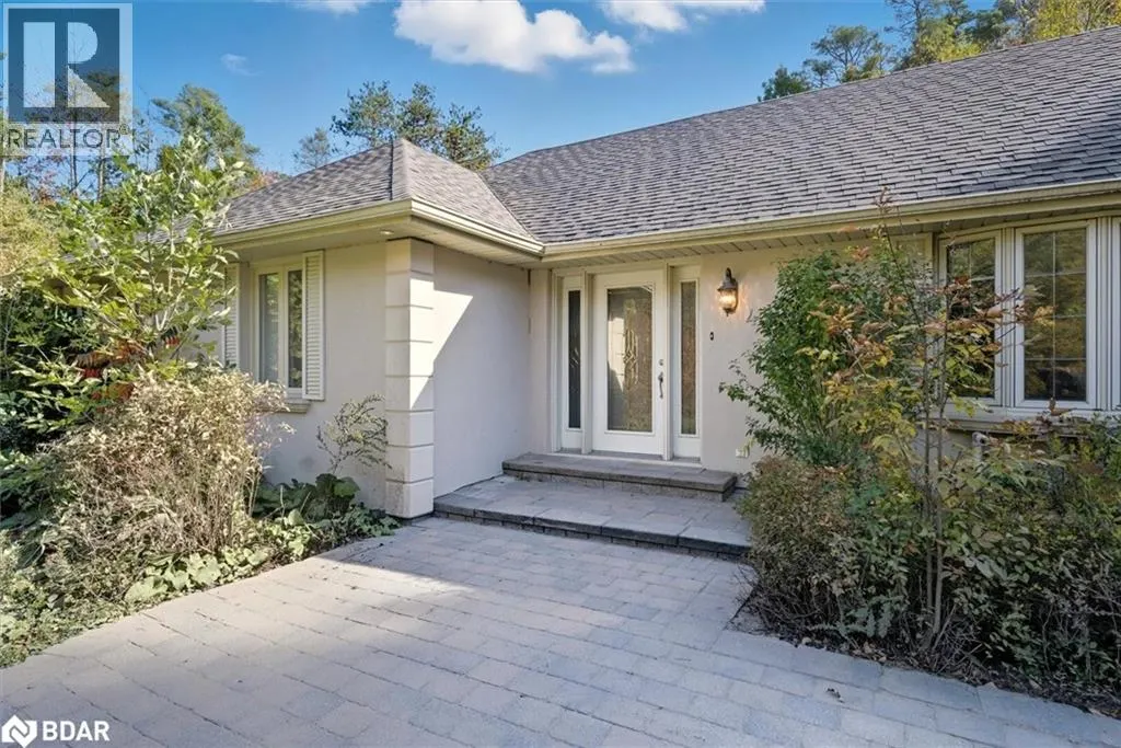 40 ALGONQUIN FOREST Drive