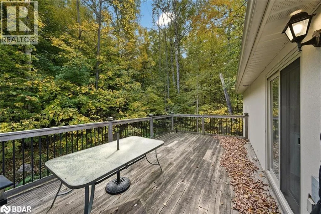 40 ALGONQUIN FOREST Drive