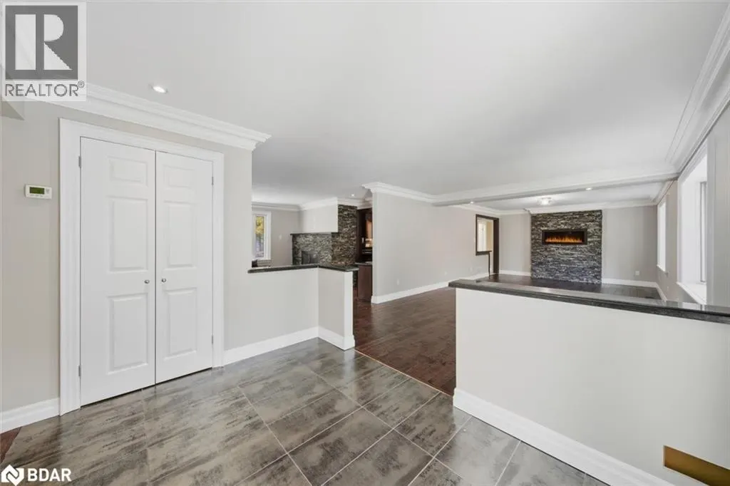 40 ALGONQUIN FOREST Drive