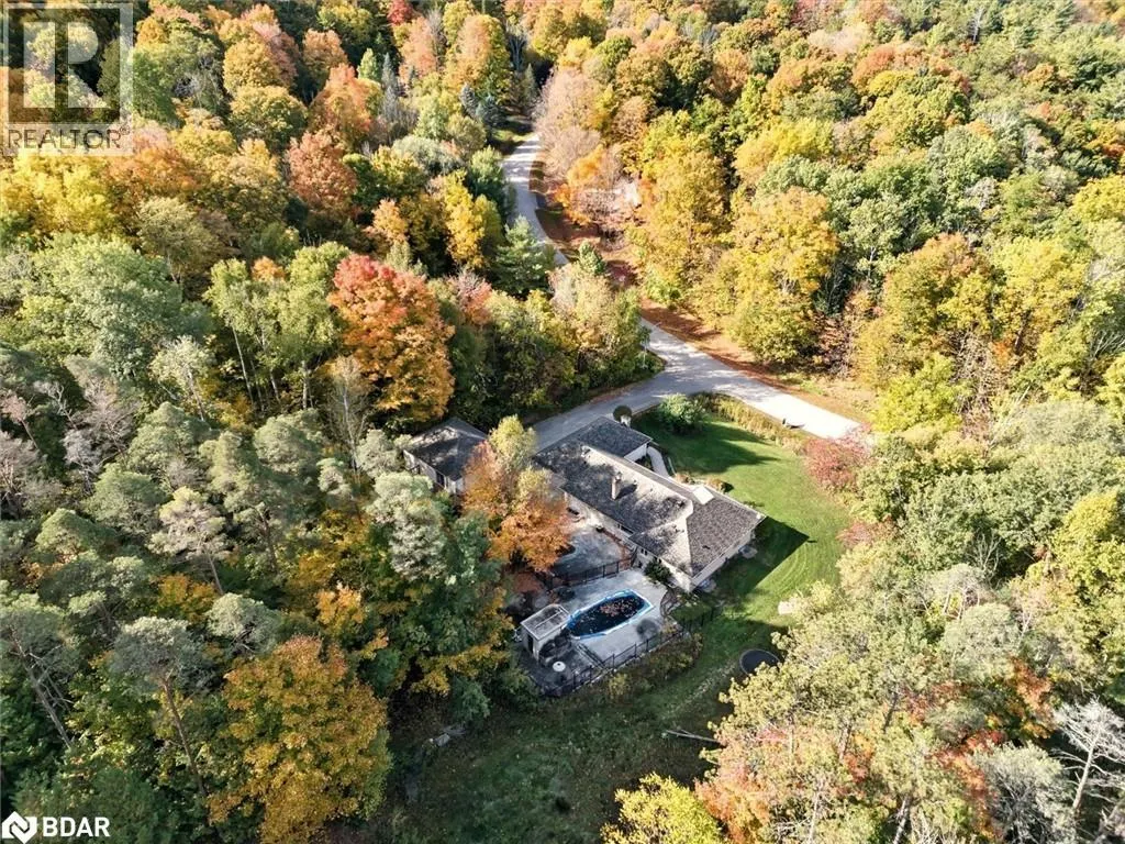 40 ALGONQUIN FOREST Drive
