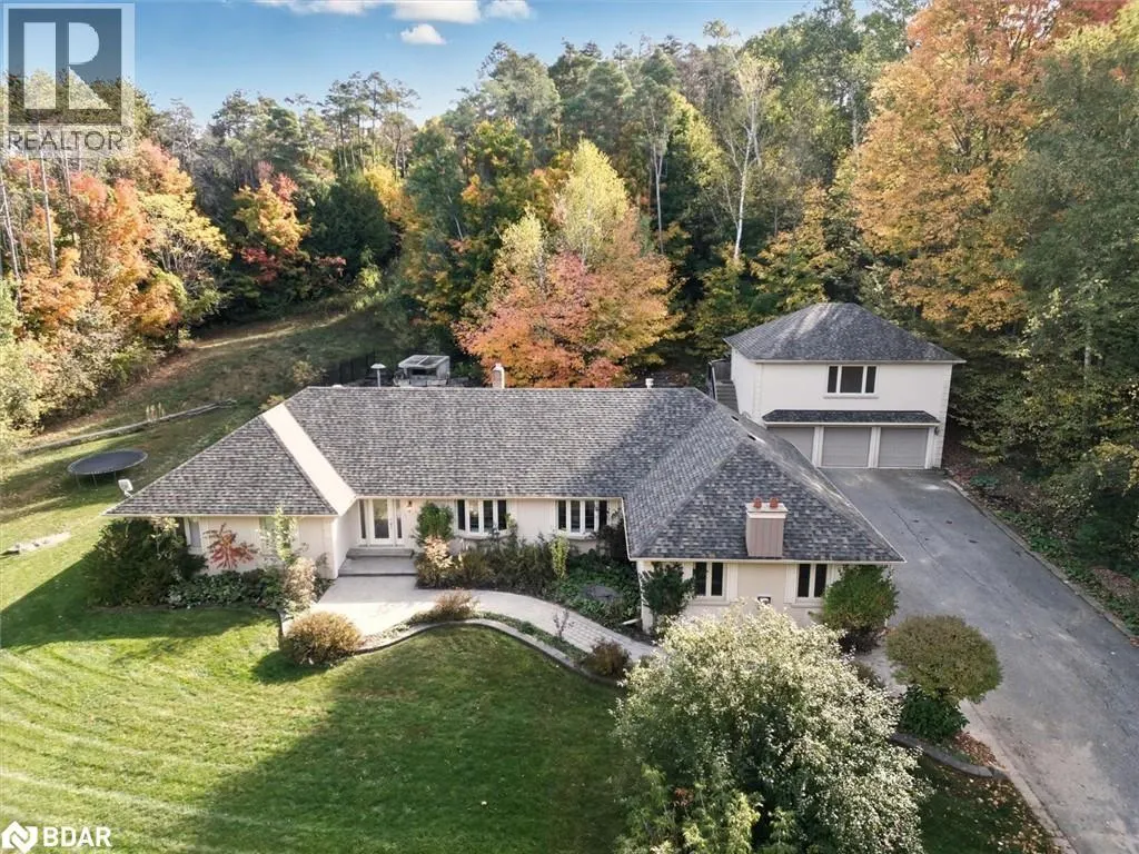 40 ALGONQUIN FOREST Drive