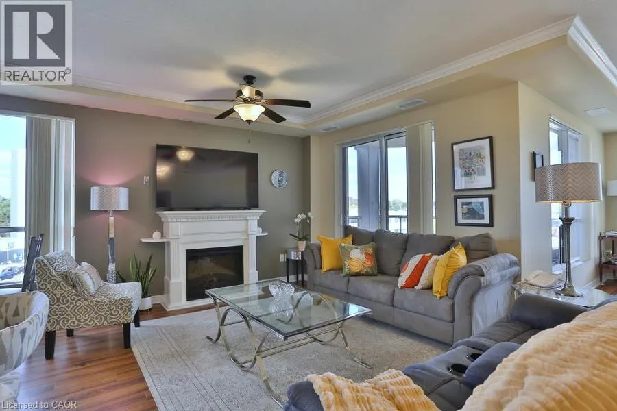 539 BELMONT Avenue W Unit# 608, #608