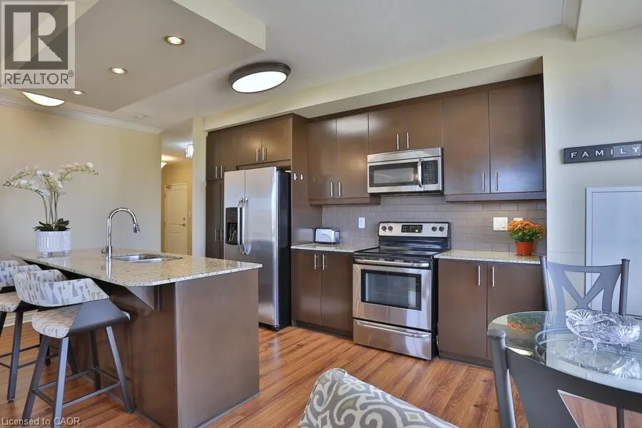 539 BELMONT Avenue W Unit# 608, #608