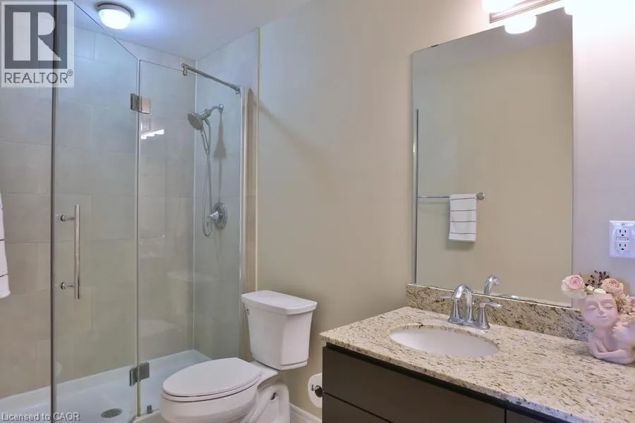 539 BELMONT Avenue W Unit# 608, #608
