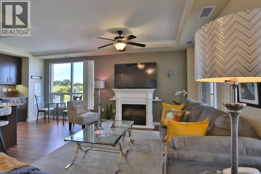 539 BELMONT Avenue W Unit# 608, #608