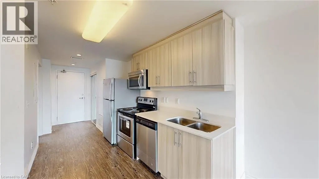 158 KING STREET N Street Unit# 8802, #8802