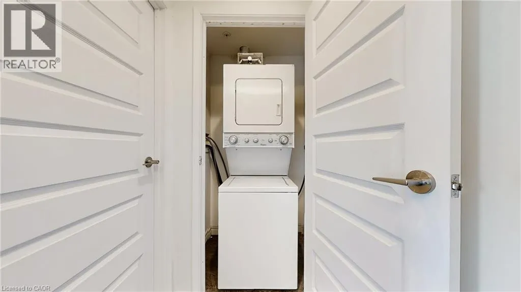 158 KING STREET N Street Unit# 8802, #8802