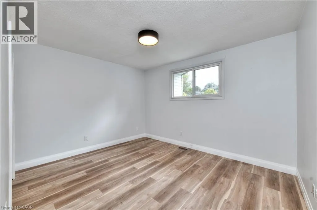 170 WHEATFIELD Crescent Unit# UPPER, #UPPER