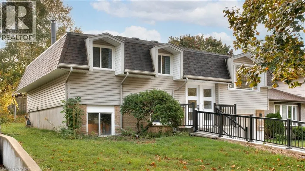 170 WHEATFIELD Crescent Unit# UPPER, #UPPER
