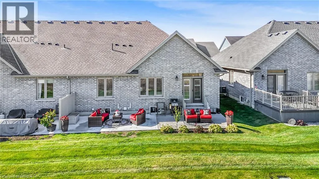 261 SCHOONER Drive