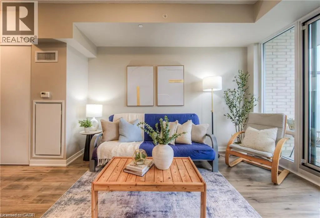 85 DUKE Street W Unit# 703, #703