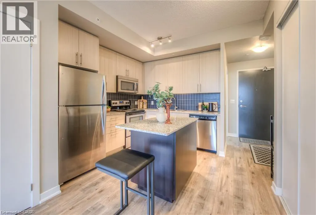 85 DUKE Street W Unit# 703, #703