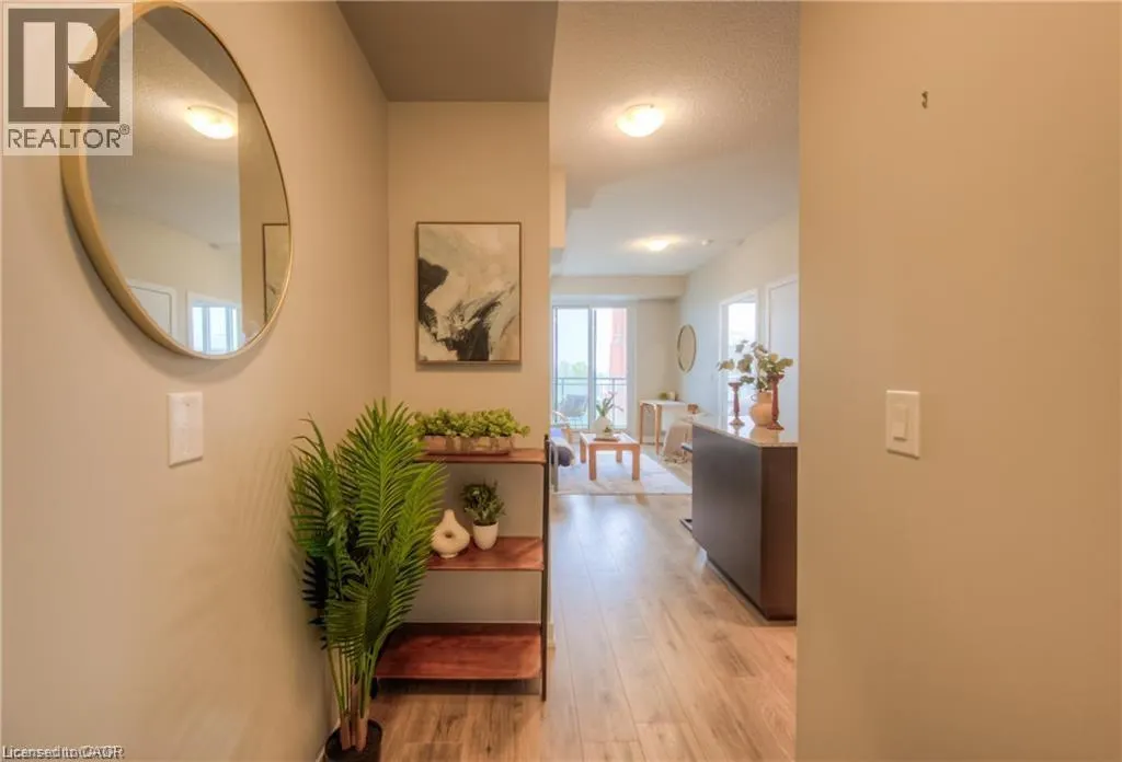 85 DUKE Street W Unit# 703, #703