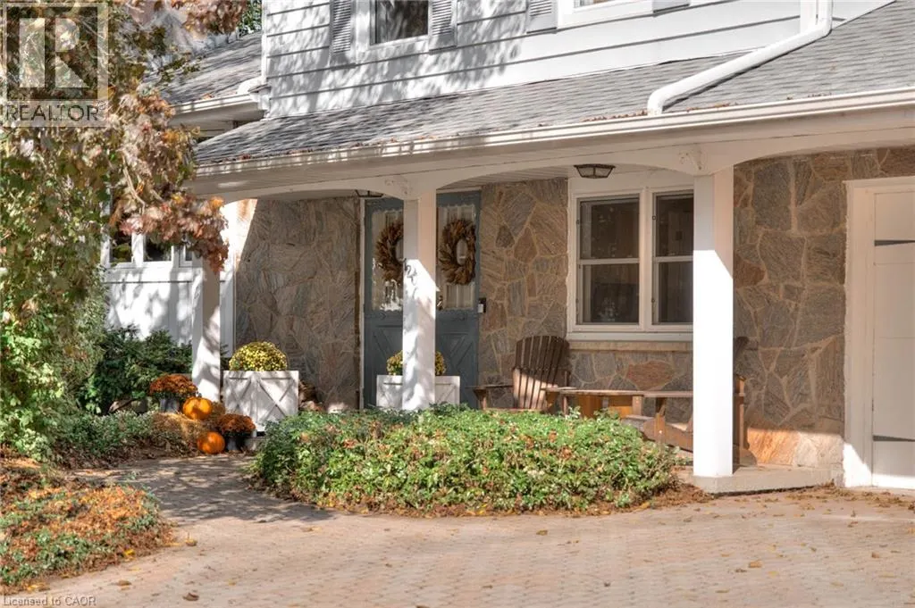 120 MAYFIELD Avenue