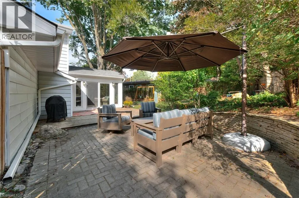 120 MAYFIELD Avenue