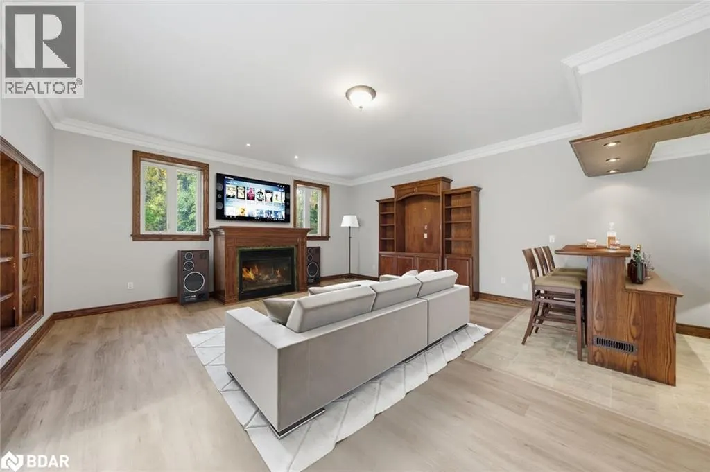 40 ALGONQUIN FOREST Drive