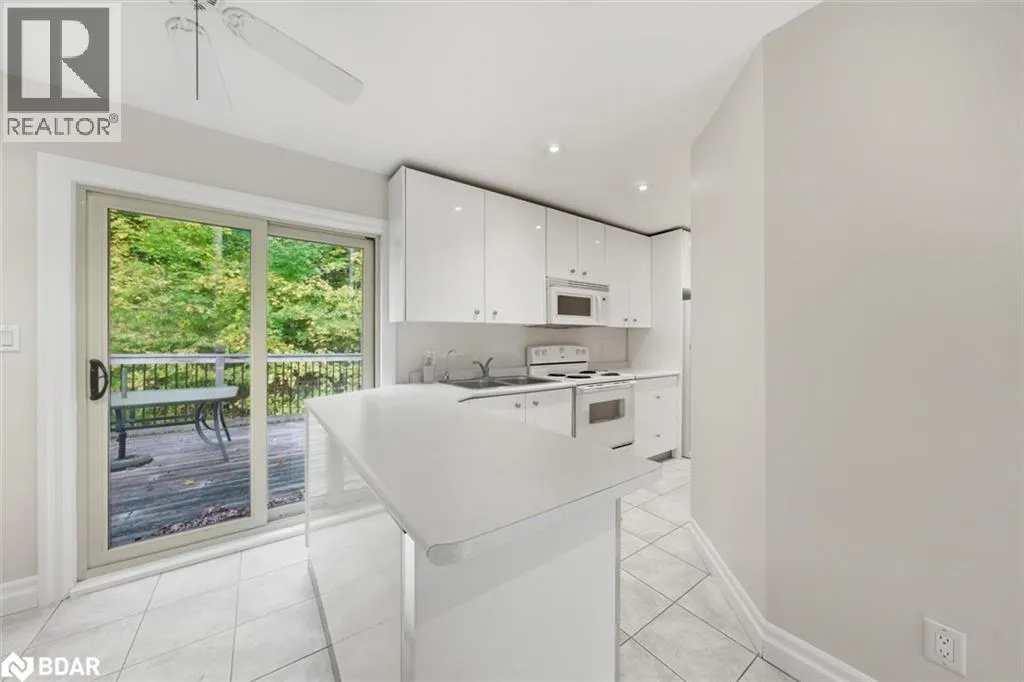 40 ALGONQUIN FOREST Drive