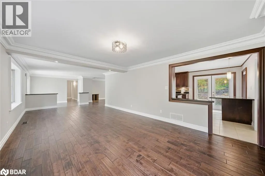 40 ALGONQUIN FOREST Drive
