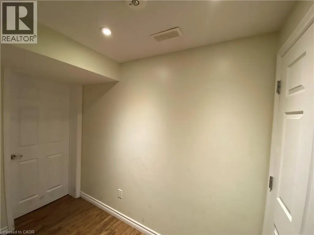30 REISTVIEW Street