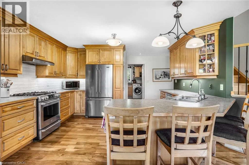 103 POWERLINE Road
