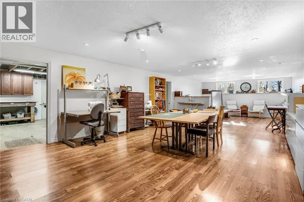 103 POWERLINE Road