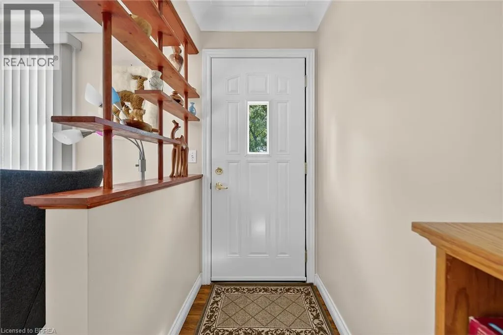 169 GOVERNORS Road E