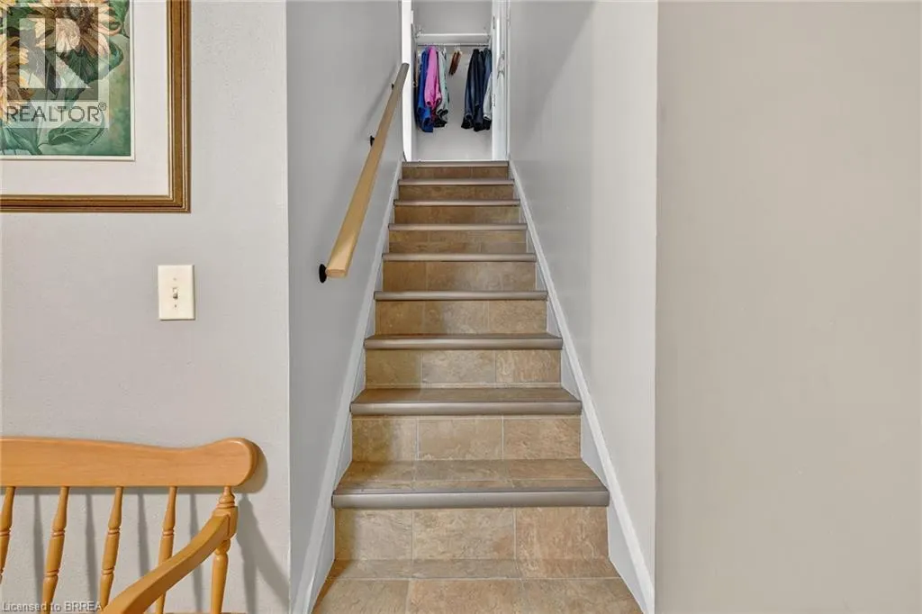 169 GOVERNORS Road E