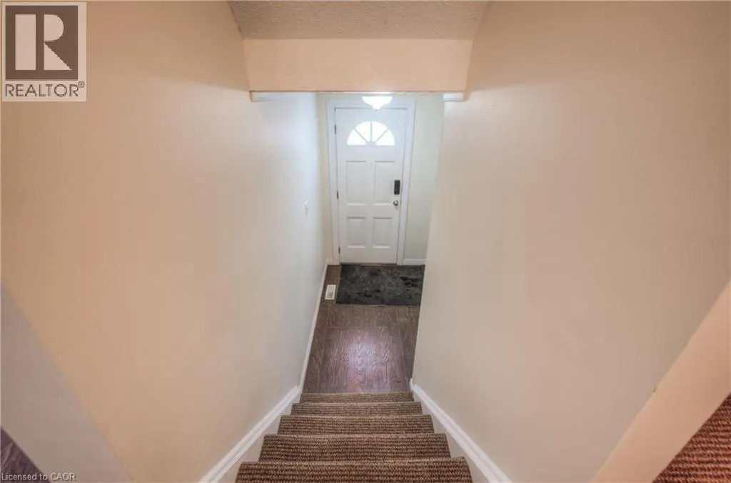 206 GREEN VALLEY Drive Unit# 7, #7