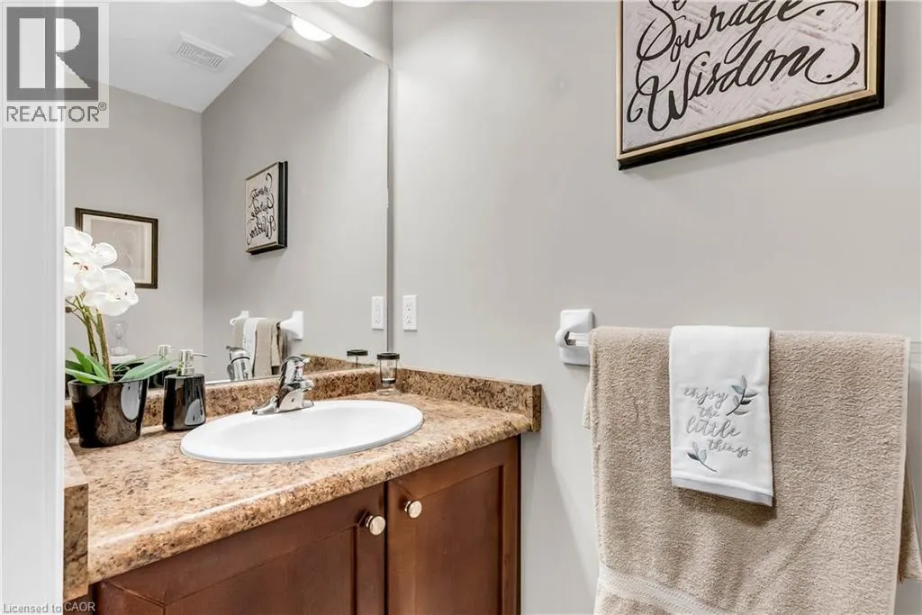 1085 HARROGATE Drive Unit# 45, #45