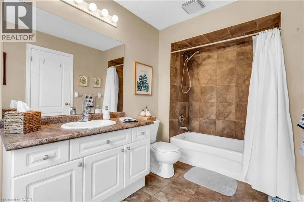 1085 HARROGATE Drive Unit# 45, #45