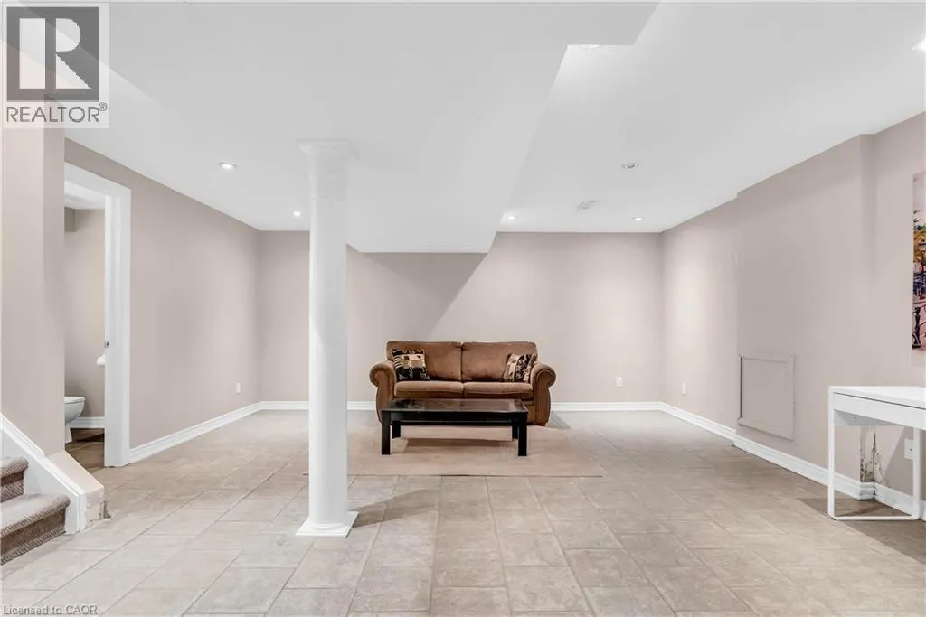 1085 HARROGATE Drive Unit# 45, #45