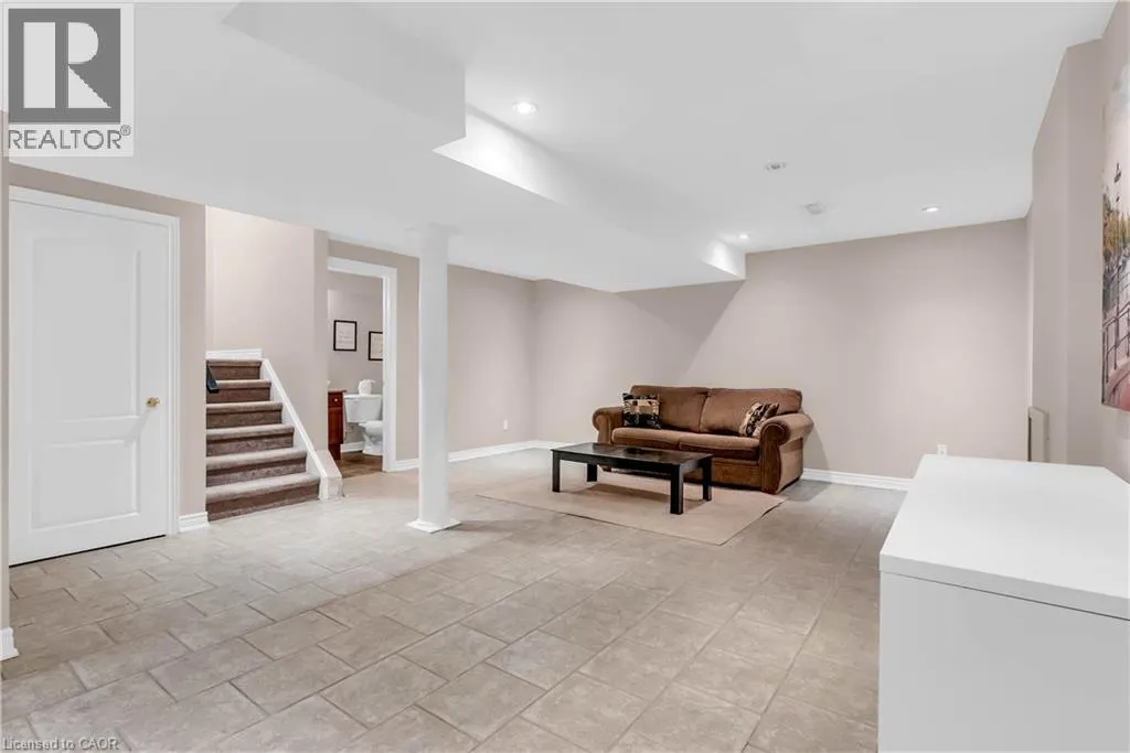 1085 HARROGATE Drive Unit# 45, #45