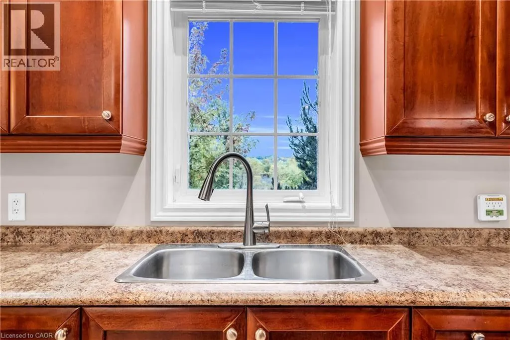 1085 HARROGATE Drive Unit# 45, #45