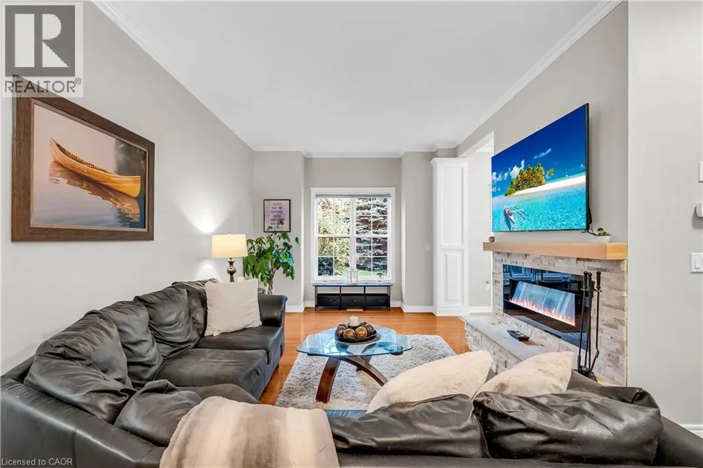 1085 HARROGATE Drive Unit# 45, #45