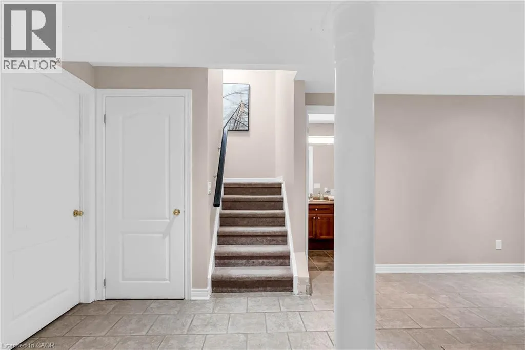 1085 HARROGATE Drive Unit# 45, #45