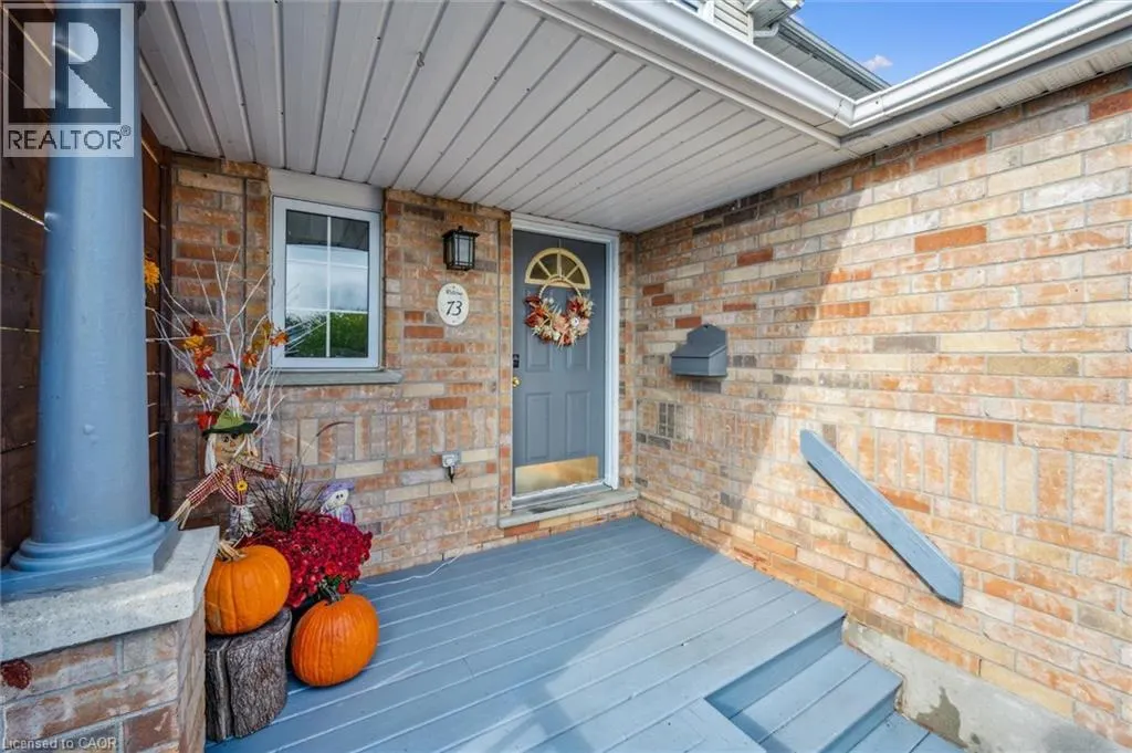 73 HACKBERRY Street