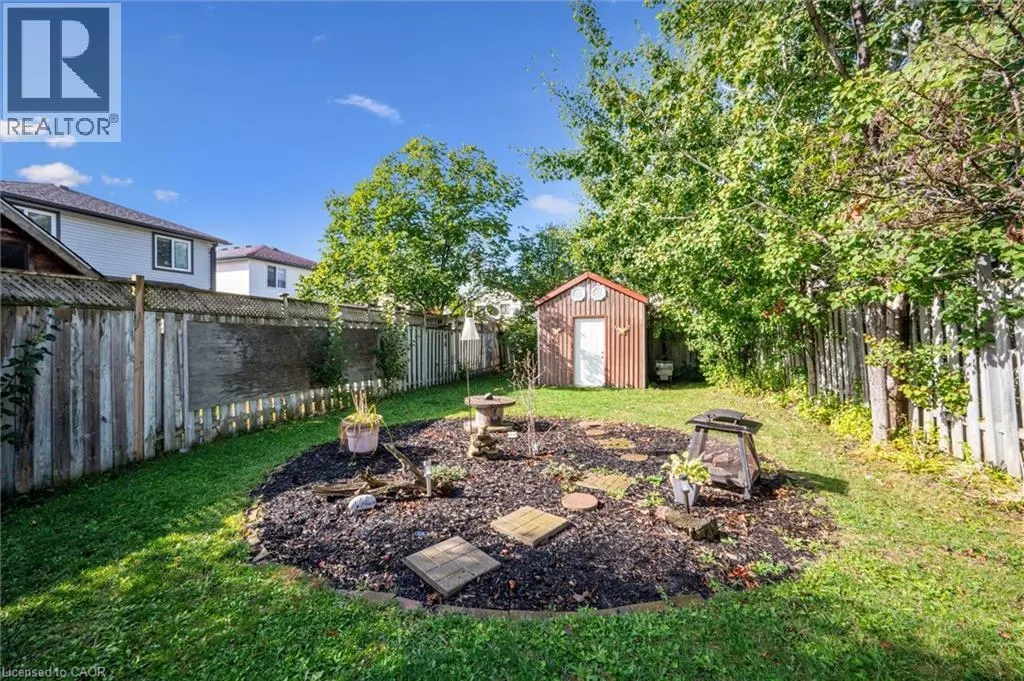 73 HACKBERRY Street