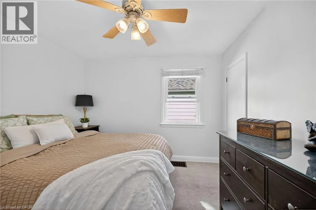 238 EAST 43RD Street