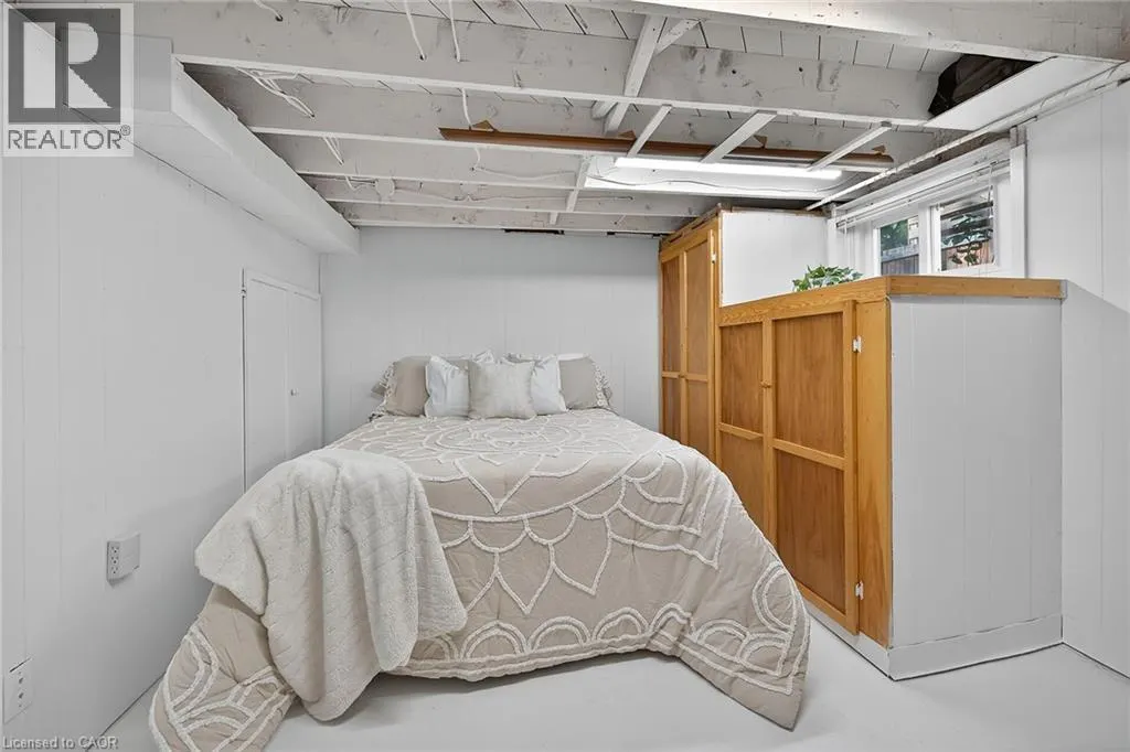 238 EAST 43RD Street