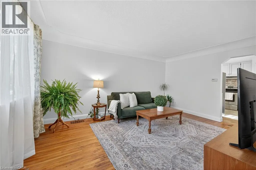 238 EAST 43RD Street