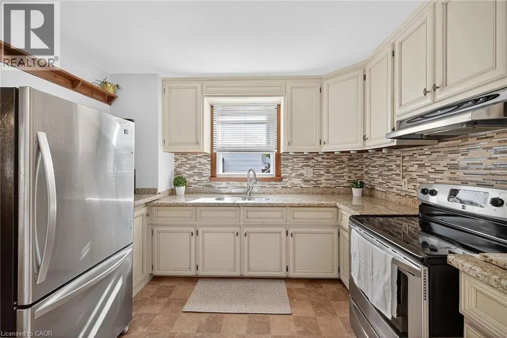 238 EAST 43RD Street