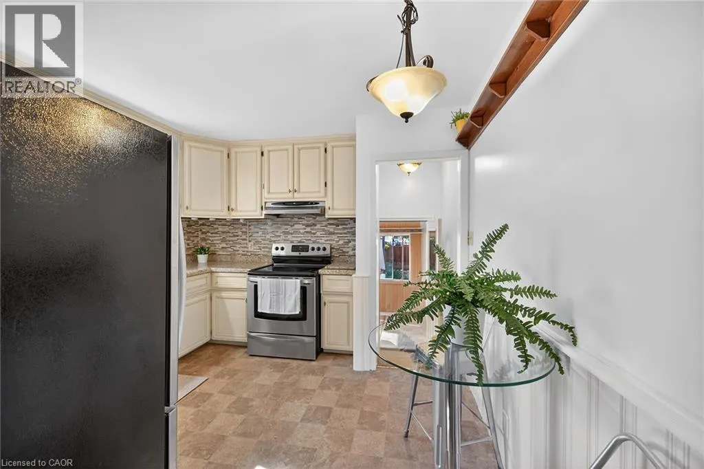 238 EAST 43RD Street