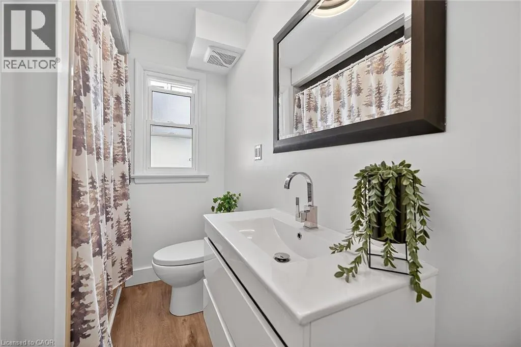 238 EAST 43RD Street
