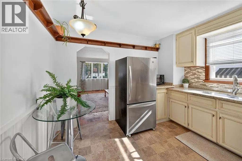 238 EAST 43RD Street