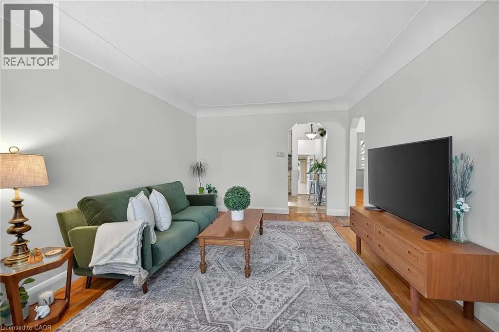 238 EAST 43RD Street