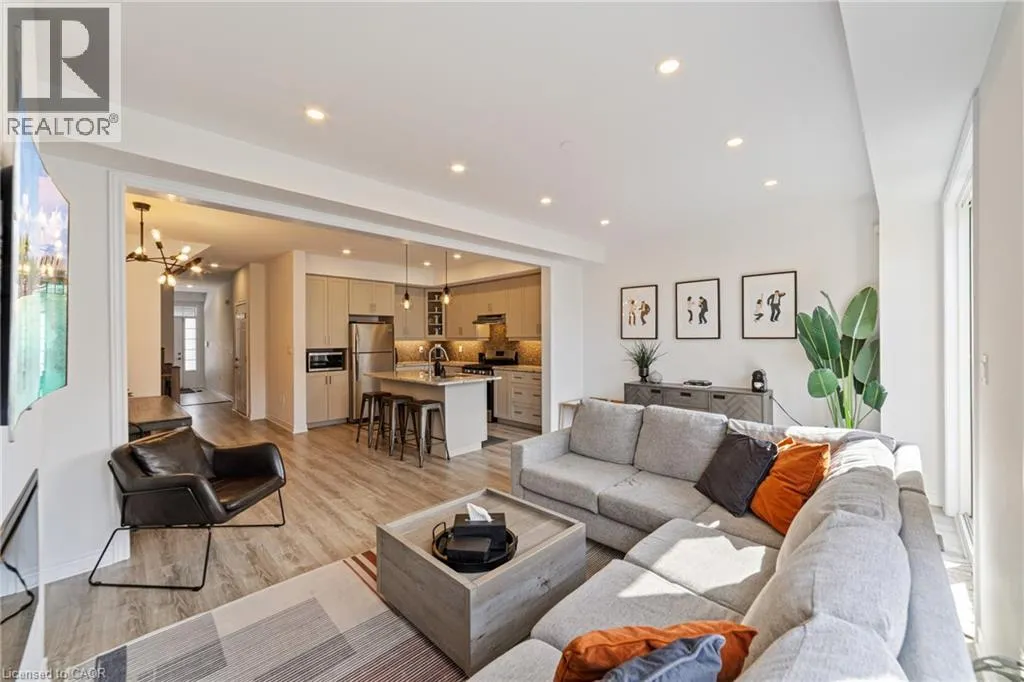 1890 RYMAL Road E Unit# 43, #43