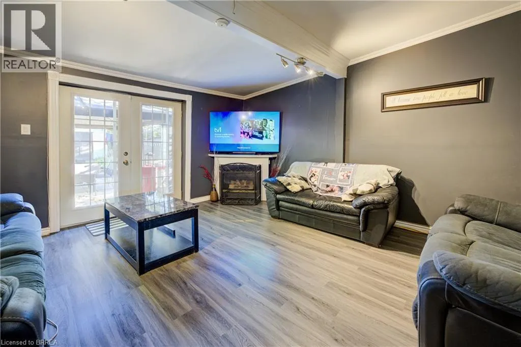 88 WALNUT Street