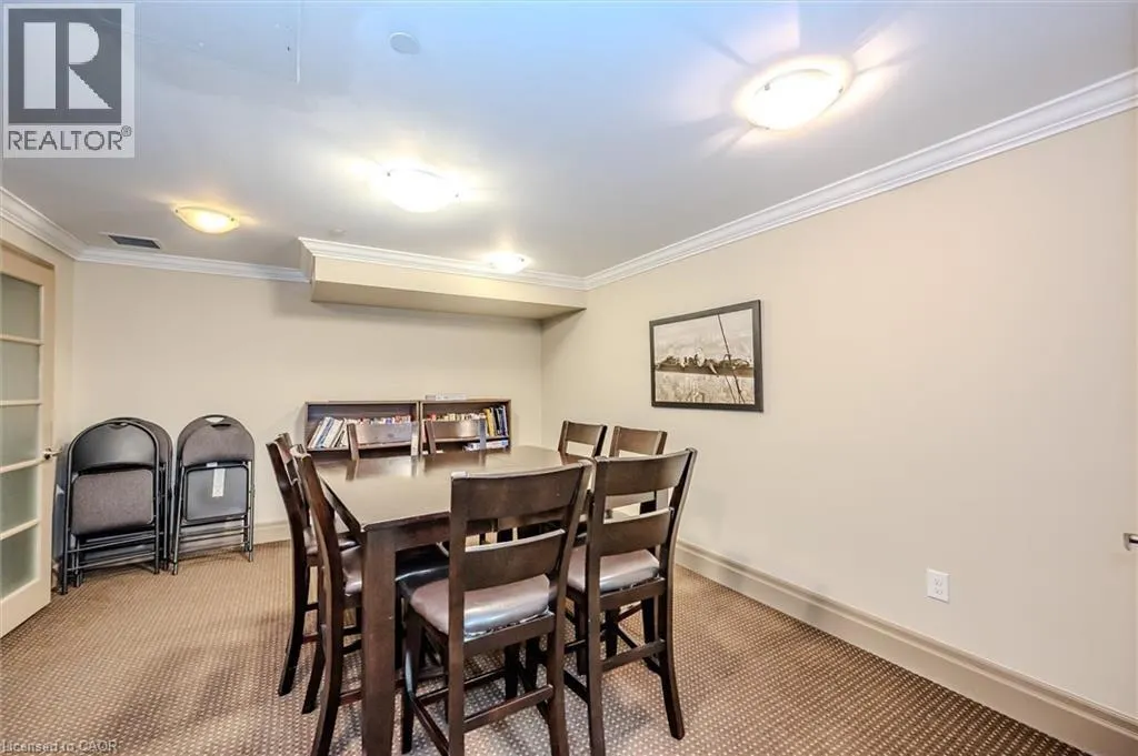 539 BELMONT Avenue W Unit# 201, #201