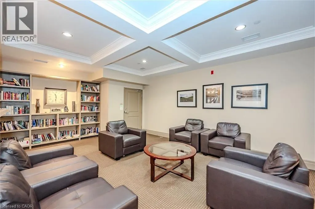 539 BELMONT Avenue W Unit# 201, #201